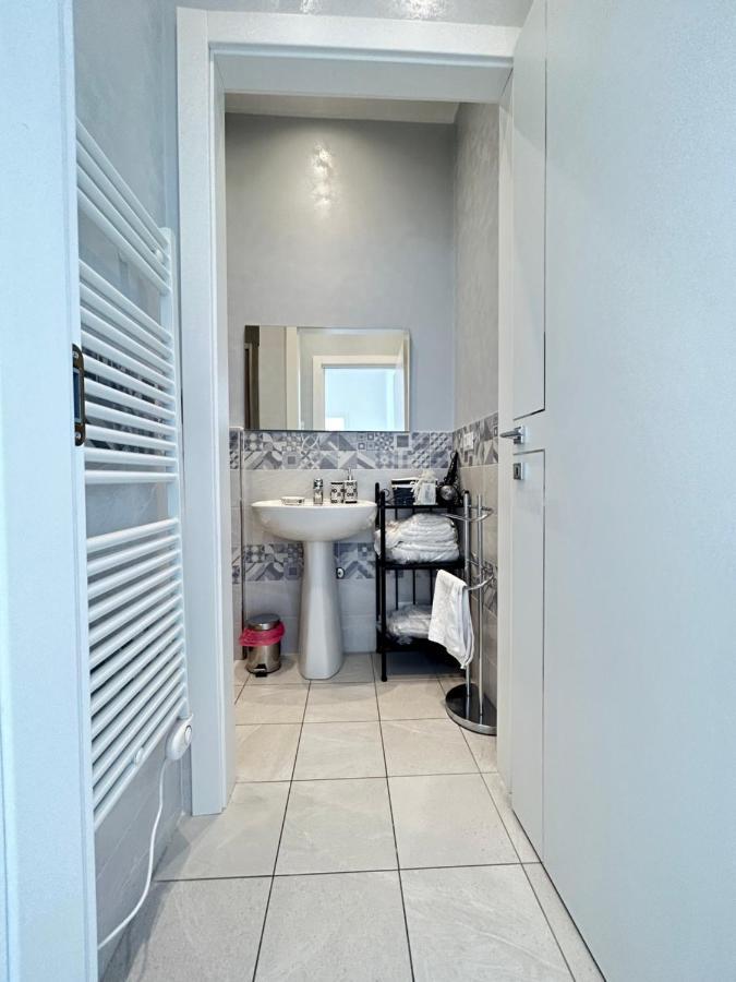 Da Mariella Case Vacanza - Bilocale Sunset Vista Mare ซานเรโม ภายนอก รูปภาพ